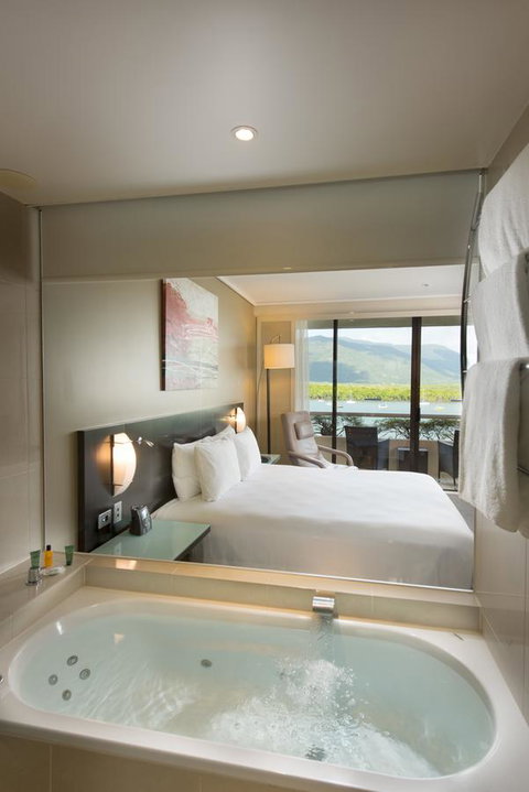 Hilton Cairns - Northern Rivers Accommodation 2