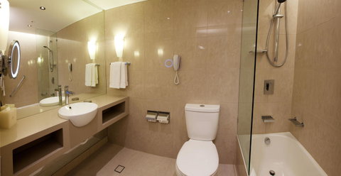 Hilton Cairns - Northern Rivers Accommodation 28