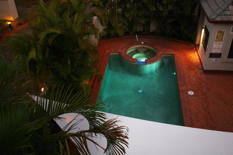 Burleigh On The Beach - Northern Rivers Accommodation 31