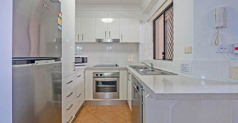 Burleigh On The Beach - Northern Rivers Accommodation 15