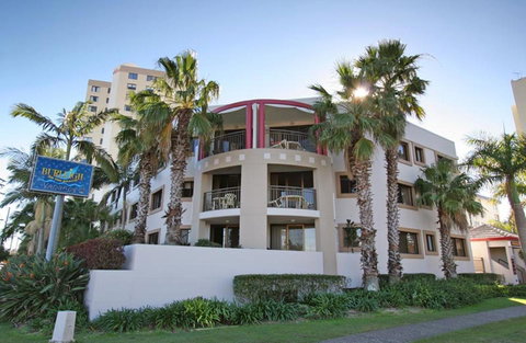 Burleigh On The Beach - Northern Rivers Accommodation 28