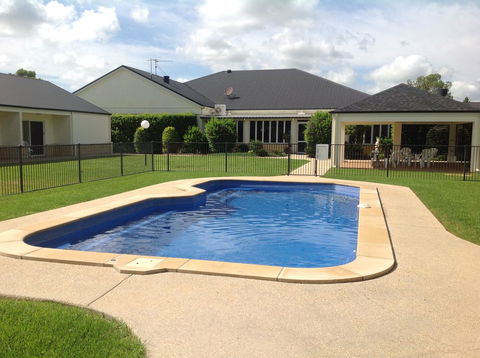 Roma Explorers Inn - Northern Rivers Accommodation 9