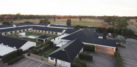 Roma Explorers Inn - Northern Rivers Accommodation 3
