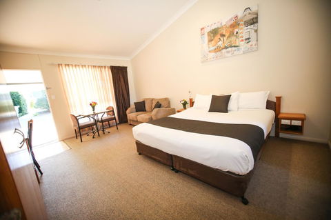 Roma Explorers Inn - Northern Rivers Accommodation 0