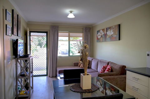 Ficifolia Lodge - Northern Rivers Accommodation 3
