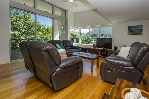 Maggies Beachfront Apartment 5 - Northern Rivers Accommodation 4