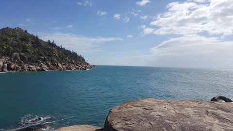 1 Min. Walk To Beach Horeseshoe Bay Holiday Units - Northern Rivers Accommodation 9