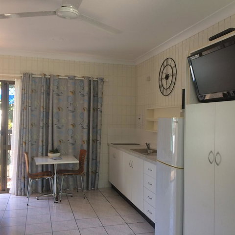 Tropical Palms Resort & 4WD Hire - Northern Rivers Accommodation 25
