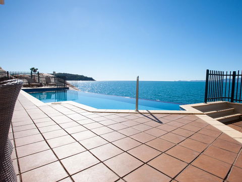 Grand Mercure Apartments Magnetic Island - Northern Rivers Accommodation 3