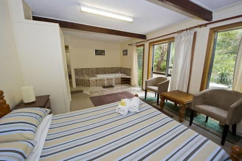Magnetic Island Holiday House - Northern Rivers Accommodation 9