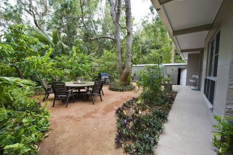 Magnetic Island Holiday House - Northern Rivers Accommodation 0