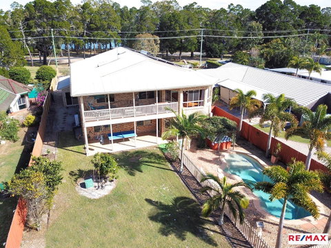 Waterfront At White Patch - Northern Rivers Accommodation 32
