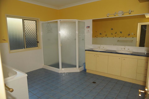 Waterfront At White Patch - Northern Rivers Accommodation 5