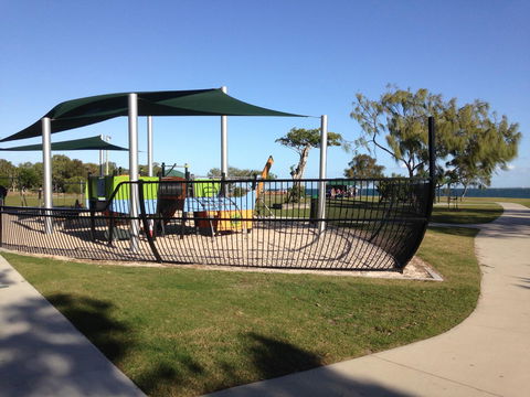 Keith\'s Place, 1 Of The 3 Most Popular Units On Bribie - Northern Rivers Accommodation 42