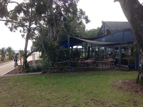 Keith\'s Place, 1 Of The 3 Most Popular Units On Bribie - Northern Rivers Accommodation 39
