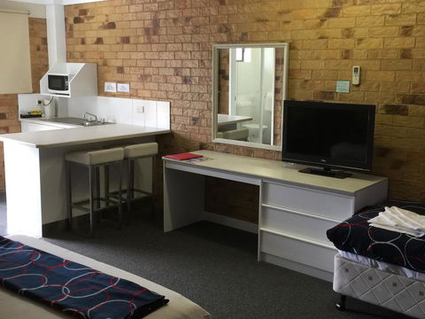 Bribie Waterways Motel - Northern Rivers Accommodation 31