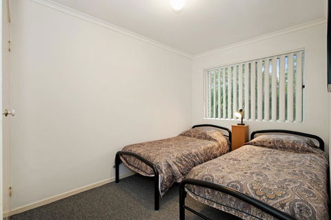 LISTEN TO THE SURF From Rickman Pde, Woorim - Northern Rivers Accommodation 11