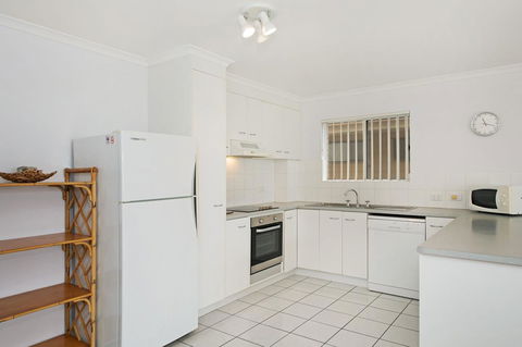 LISTEN TO THE SURF From Rickman Pde, Woorim - Northern Rivers Accommodation 14