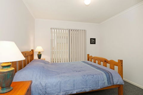LISTEN TO THE SURF From Rickman Pde, Woorim - Northern Rivers Accommodation 6