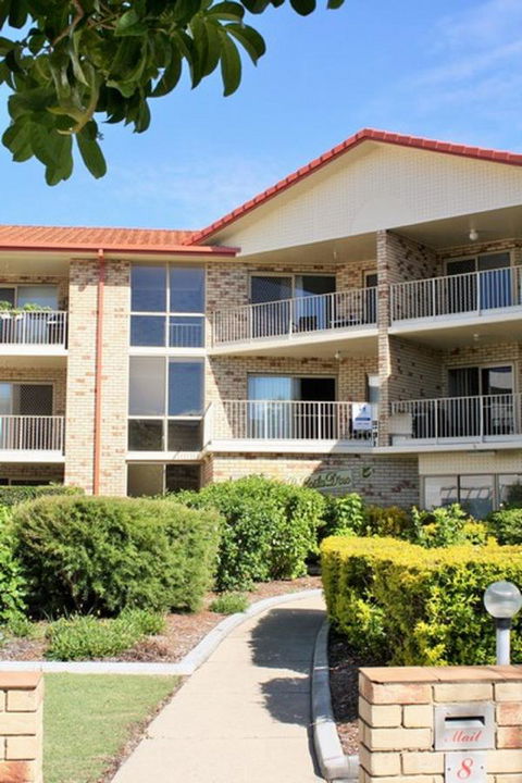 Spacious Unit With Views Of Pumicestone - Wattle Ave, Bongaree - Northern Rivers Accommodation 0
