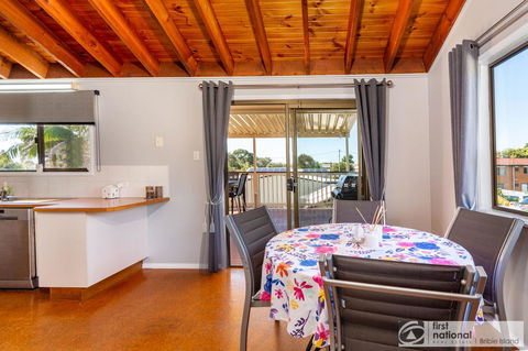 Family Holiday Haven On Boronia 100m To Beach - Northern Rivers Accommodation 18