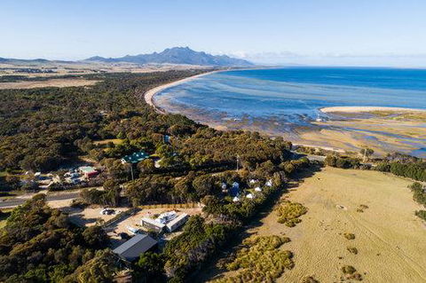 Flinders Island Glamping - Northern Rivers Accommodation 10