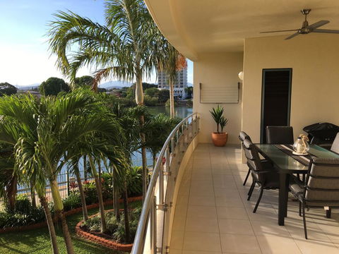 #1 On The Strand - Northern Rivers Accommodation 0