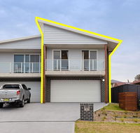 'Birubi Breezes' 2/7 Fitzroy St - Large Duplex with Air Conditioning WIFI  only 5 minute walk to the beach - Northern Rivers Accommodation