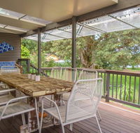 'RIVERSIDE RETREAT' 544 Ocean Drive North Haven - Northern Rivers Accommodation