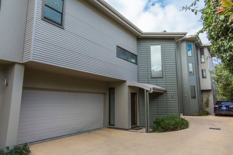 'Rolling Waves 2' On Ocean Drive - Northern Rivers Accommodation 1