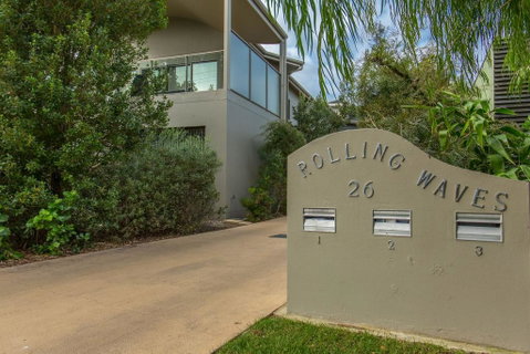 'Rolling Waves 2' On Ocean Drive - Northern Rivers Accommodation 0