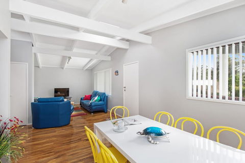 'White Sands', Mollymook - Northern Rivers Accommodation 2