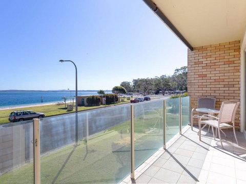 1 'Little Hut', 20 Kurrawa Close - Spectacular Water Views, NBN & Air Conditioned - Northern Rivers Accommodation 0