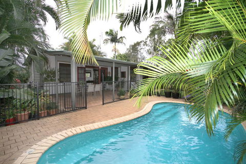 1/121 Park Crescent, Coolum Beach - Northern Rivers Accommodation 0