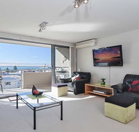 11 'Bayview Apartment' 42 Stockton Street - right in the CBD of Nelson Bay with water views - Northern Rivers Accommodation