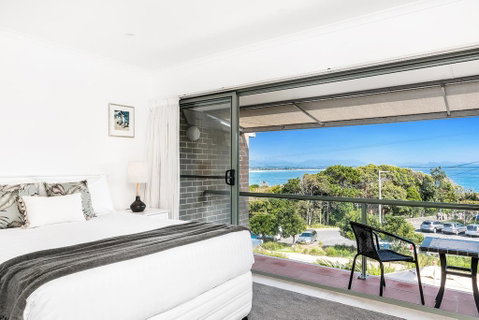 11 James Cook Apartment - Northern Rivers Accommodation 2