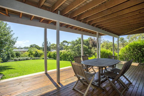 11 Riley St - Stylishly Modern - Northern Rivers Accommodation 3
