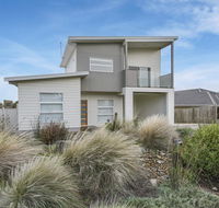 12 Echidna Grove - Northern Rivers Accommodation