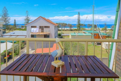 12 Kingsway Ocean View - Northern Rivers Accommodation 0