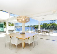 12 Noosa Parade - Northern Rivers Accommodation