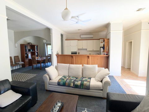 123 Hill St, Heart Of Orange, Double Brick - Northern Rivers Accommodation 2