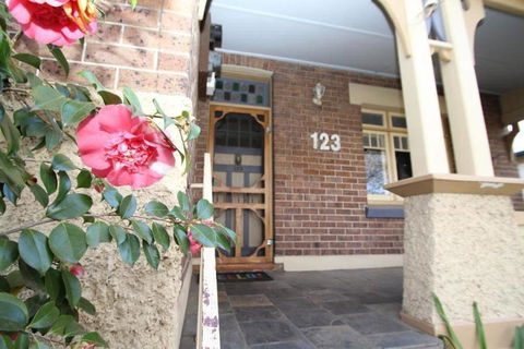 123 Hill St, Heart Of Orange, Double Brick - Northern Rivers Accommodation 0