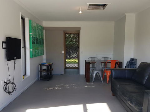 13 Coora Court - Sleeps 6, Pool, Air Con, Pets - Northern Rivers Accommodation 2