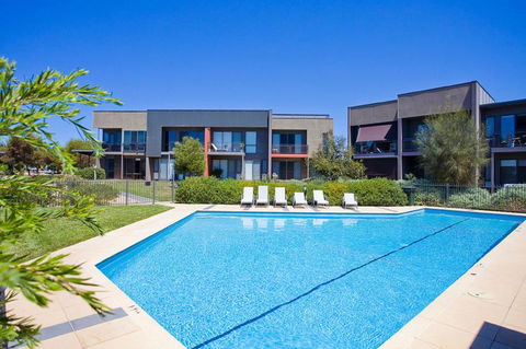13 Shore Place - Northern Rivers Accommodation 1