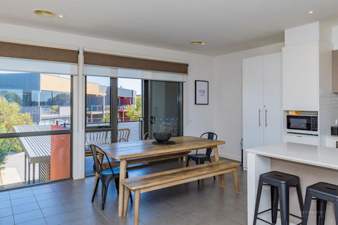 13 Shore Place - Northern Rivers Accommodation 0