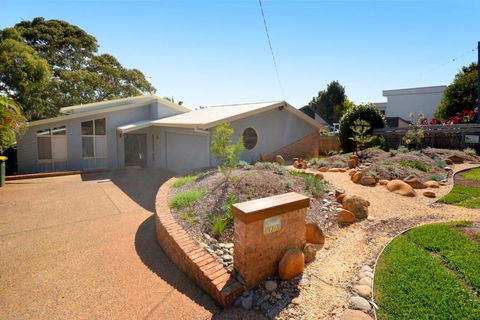131 Pacific Drive, Port Macquarie - Northern Rivers Accommodation 0