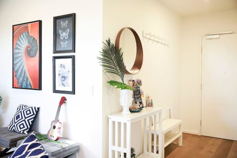 136, Light-filled Homely Box Hill Apt, 2Bed2BathFreeParking - Northern Rivers Accommodation 2