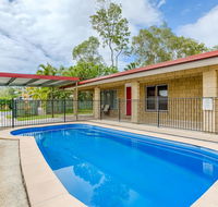 14 Double Island Drive - Rainbow Beach Large Holiday House with PoolPets Welcome Free Wi-Fi - Northern Rivers Accommodation