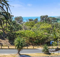 16 Pt Lookout Beach Resort - Northern Rivers Accommodation