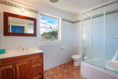 164 Mitchell Pde - Spectacular Views - Northern Rivers Accommodation 1